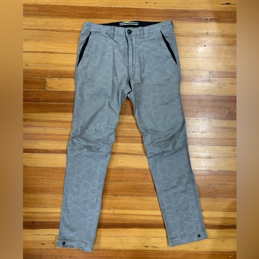 Stone Island Vintage Tactical Gray Pattern Chino Pants Made in Italy Size 30